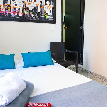 Hotel Jc 43 Medellin Exterior photo