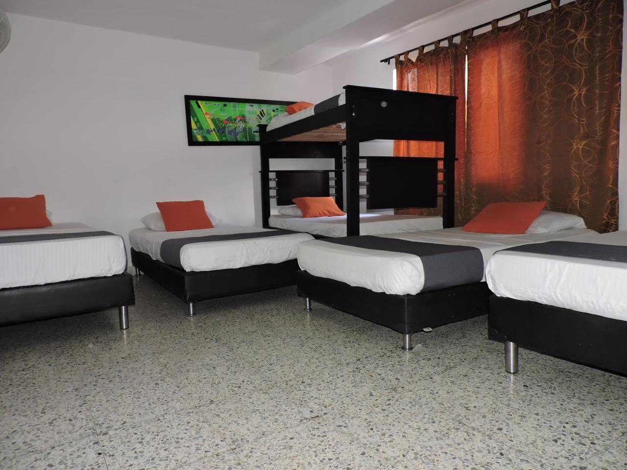Hotel Jc 43 Medellin Exterior photo