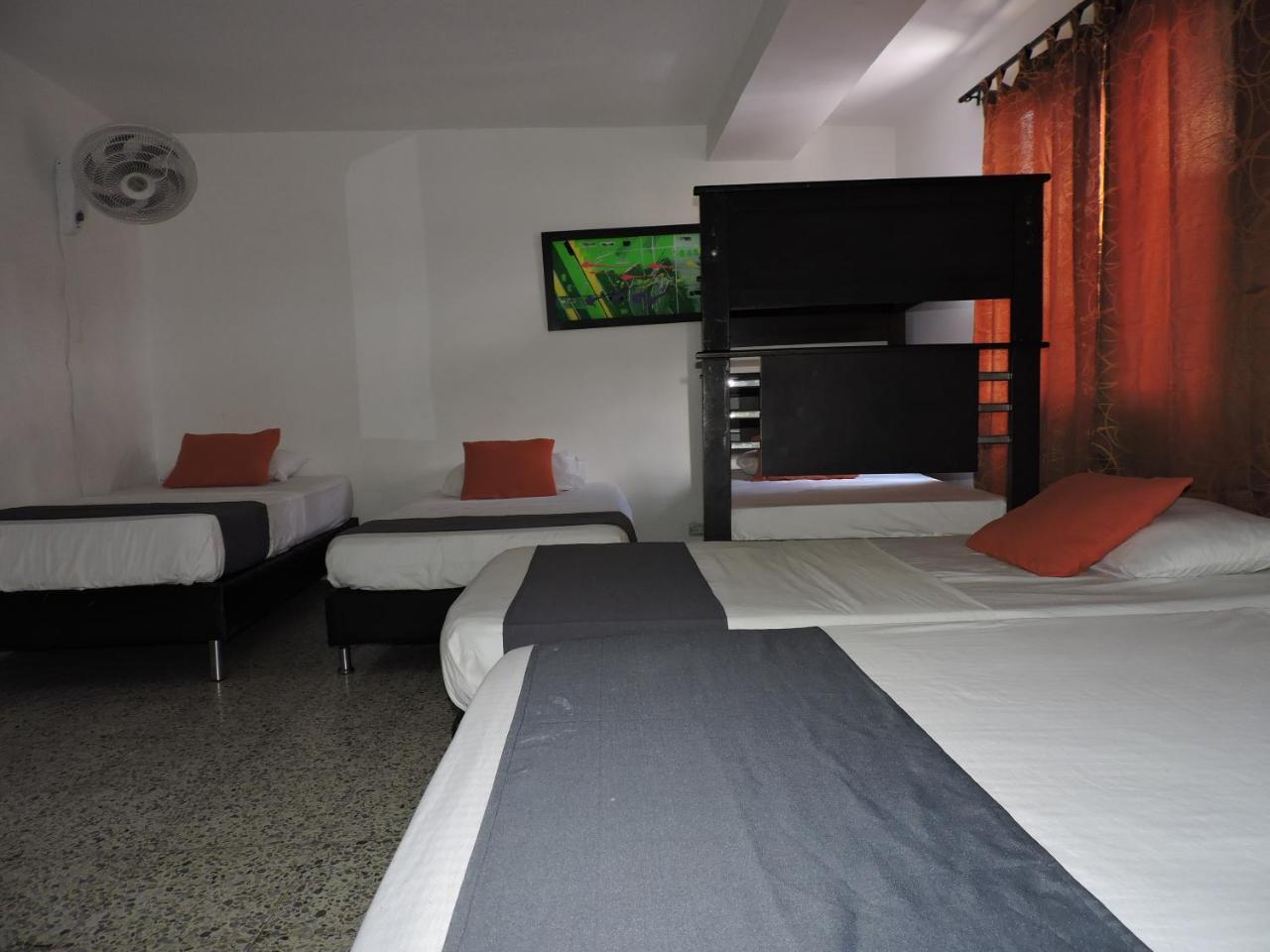 Hotel Jc 43 Medellin Exterior photo