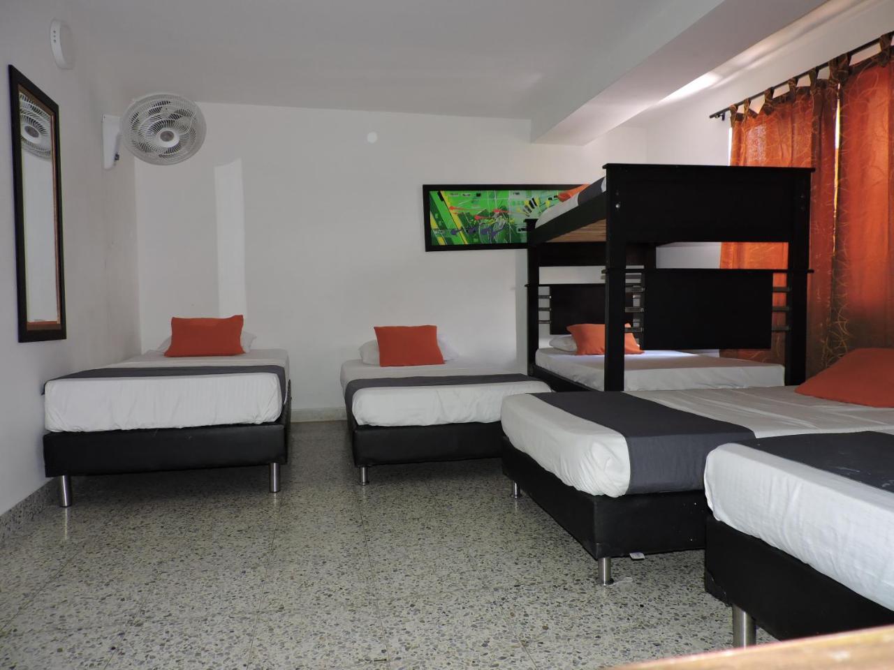 Hotel Jc 43 Medellin Exterior photo