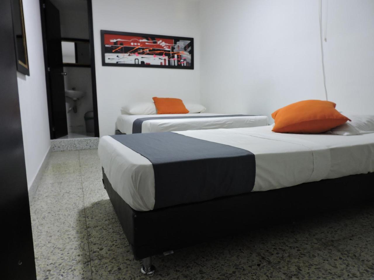 Hotel Jc 43 Medellin Exterior photo