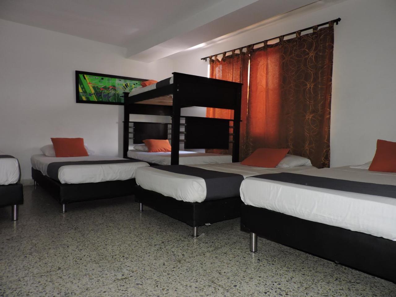 Hotel Jc 43 Medellin Exterior photo